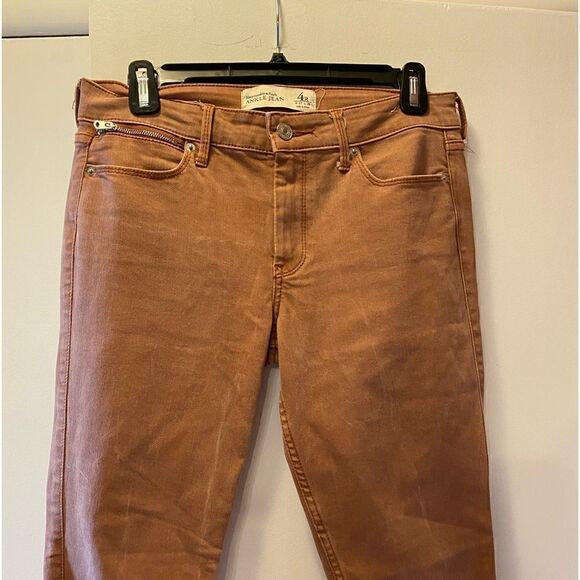 NWOT ABERCROMBIE & FITCH Ankle Jean with Zippers Frayed Hems Salmon Women’s 4 - Picture 3 of 7